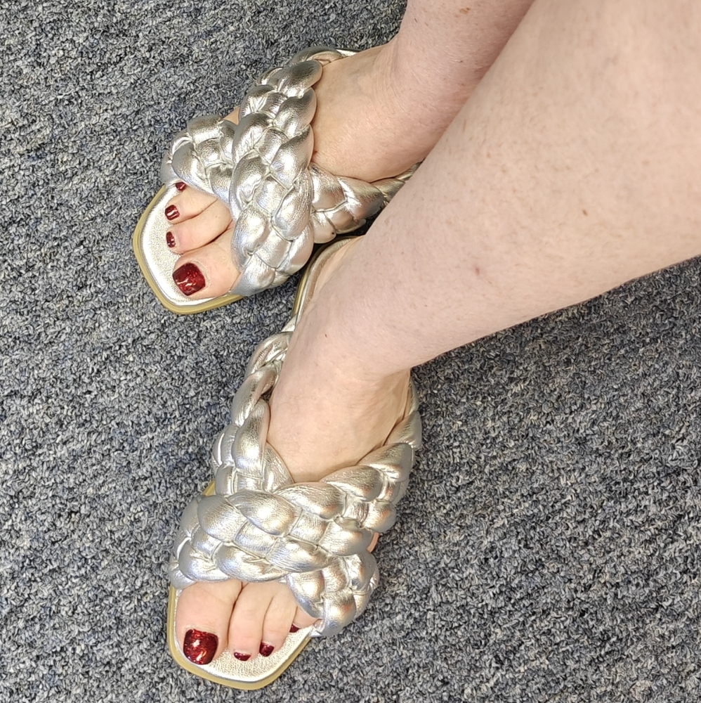 Vionic Kalina Braided Cross Strap Slides Sandals in Silver - Picture 4 of 5